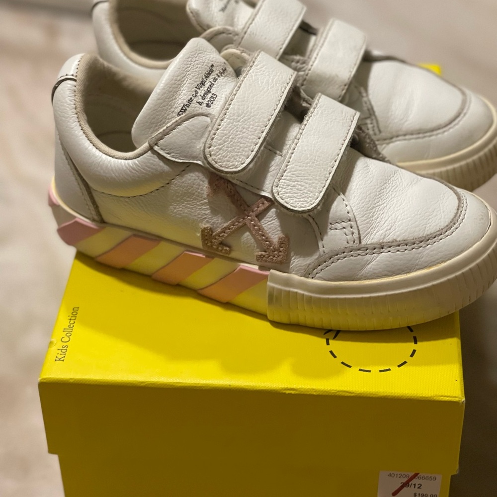 Off-White Kids White and Pink Sneakers